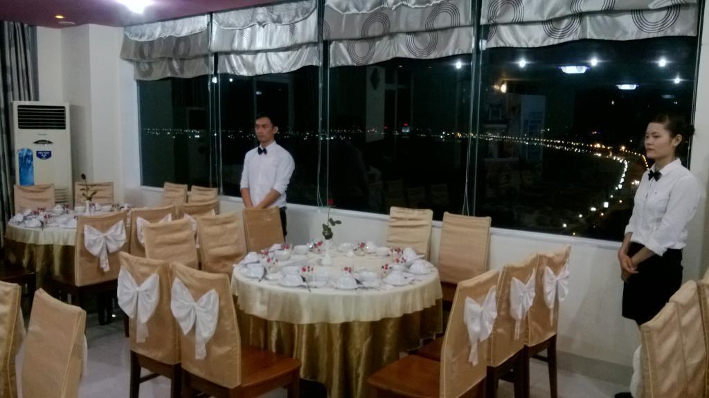 ฮวง เย็น คานารี่ โฮเทล Hotel กวีเญิน ภายนอก รูปภาพ