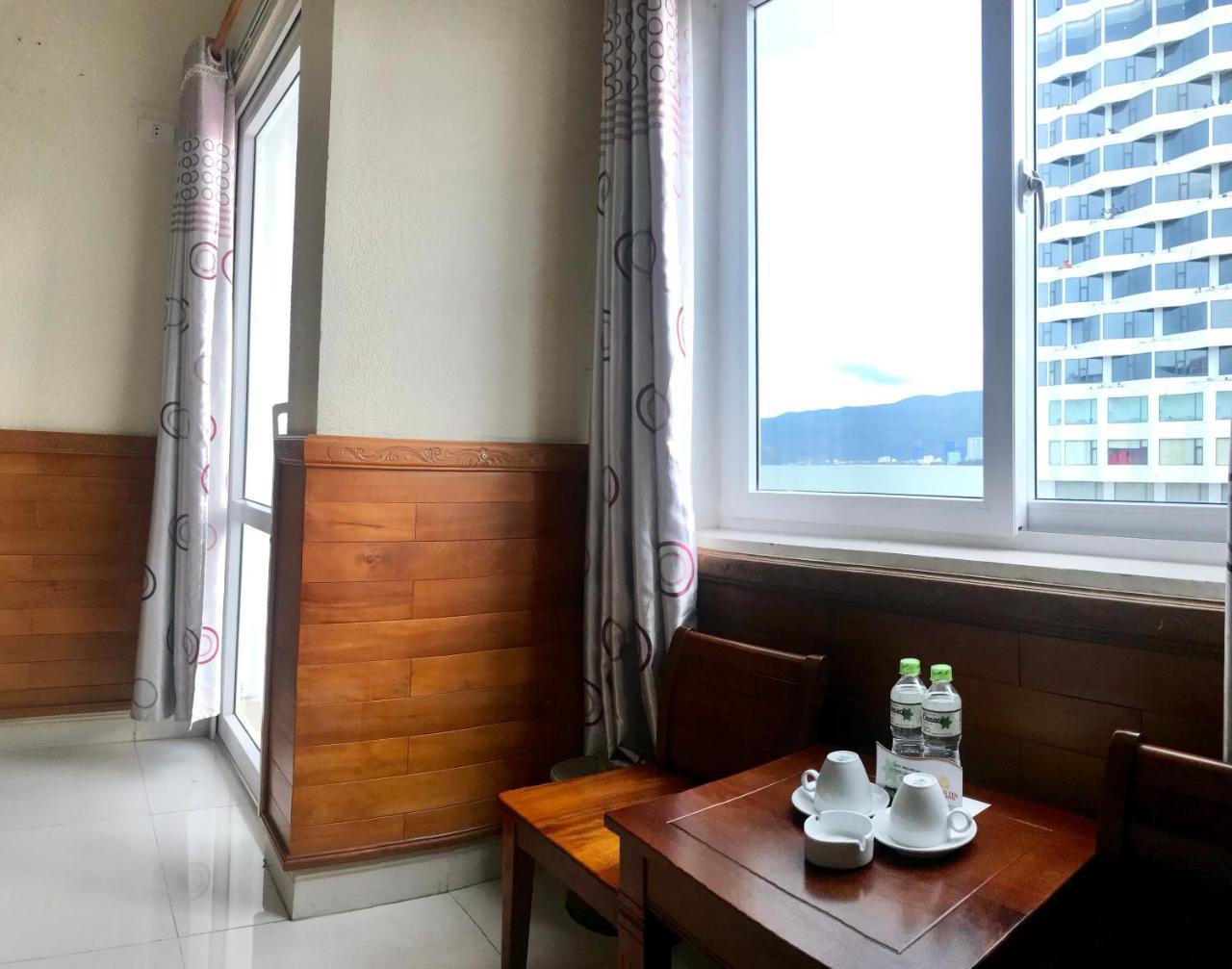 ฮวง เย็น คานารี่ โฮเทล Hotel กวีเญิน ภายนอก รูปภาพ