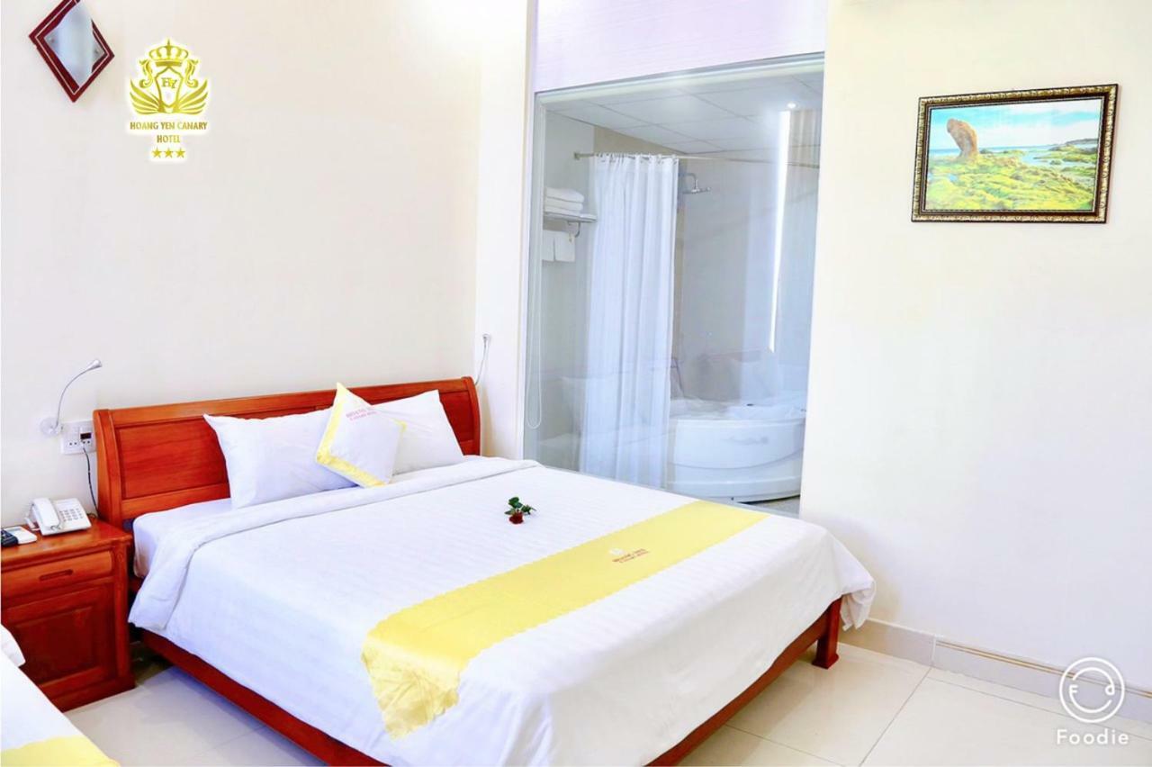 ฮวง เย็น คานารี่ โฮเทล Hotel กวีเญิน ภายนอก รูปภาพ